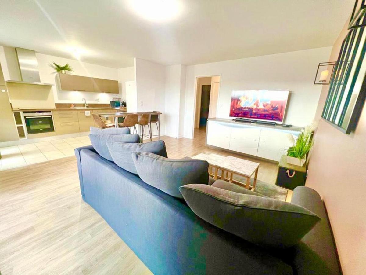 L'Atelier Chic - Wifi Fibre - Parking Privee - Balcon - Netflix Lägenhet Lanester Exteriör bild